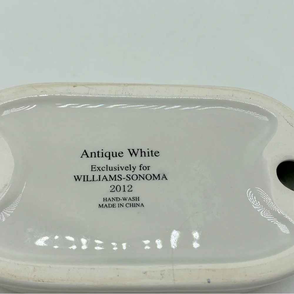2012 Williams Sonoma Antique White Porcelain Salt & Pepper Cellars